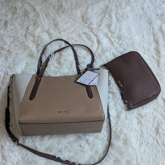 Set Nine West Jordii Trap Shoulder Tote Bag and Crossbody - Picture 9 of 10